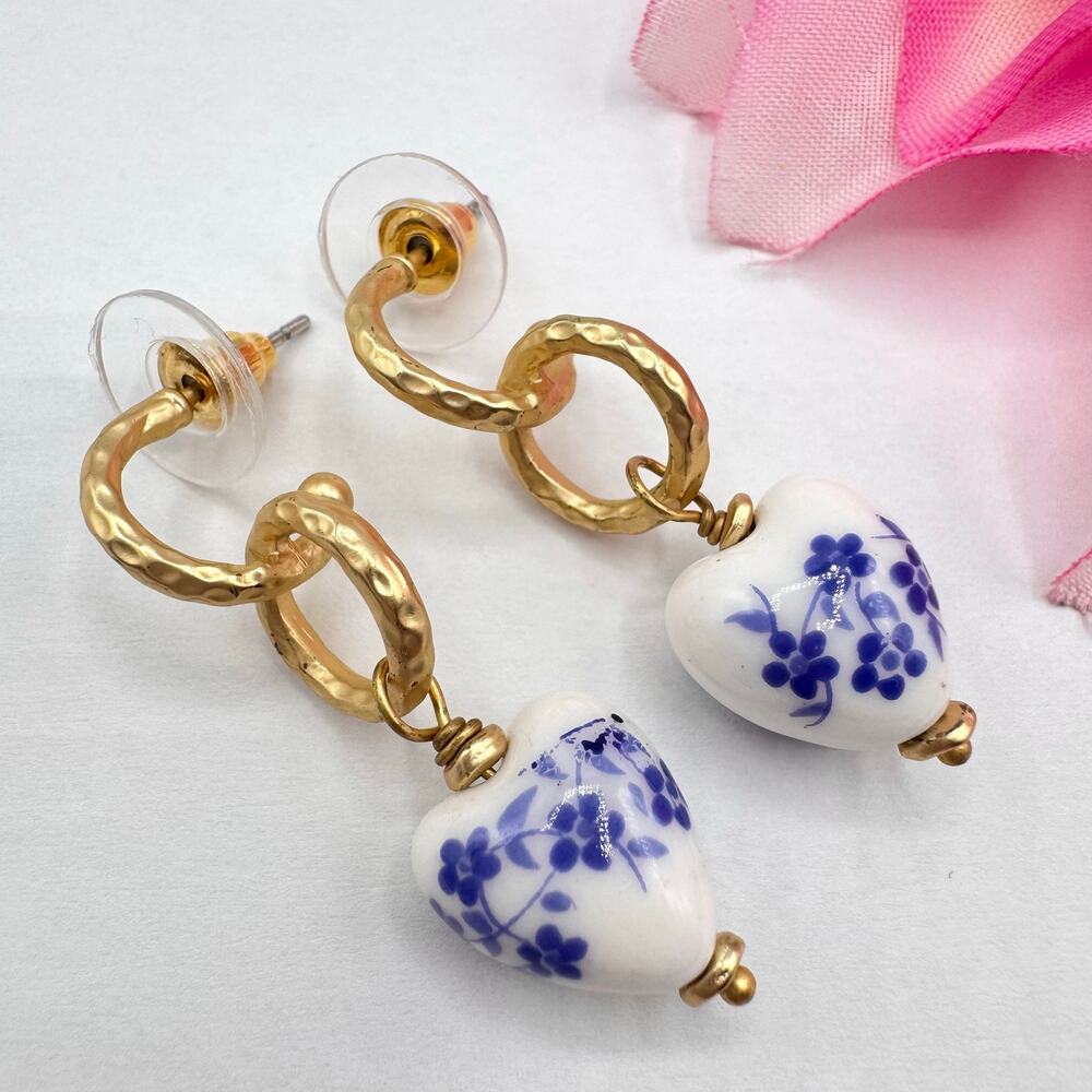 Spartina Ceramic Heart Earrings Blue Flowers 18K Matte Gold Plated Delft Style